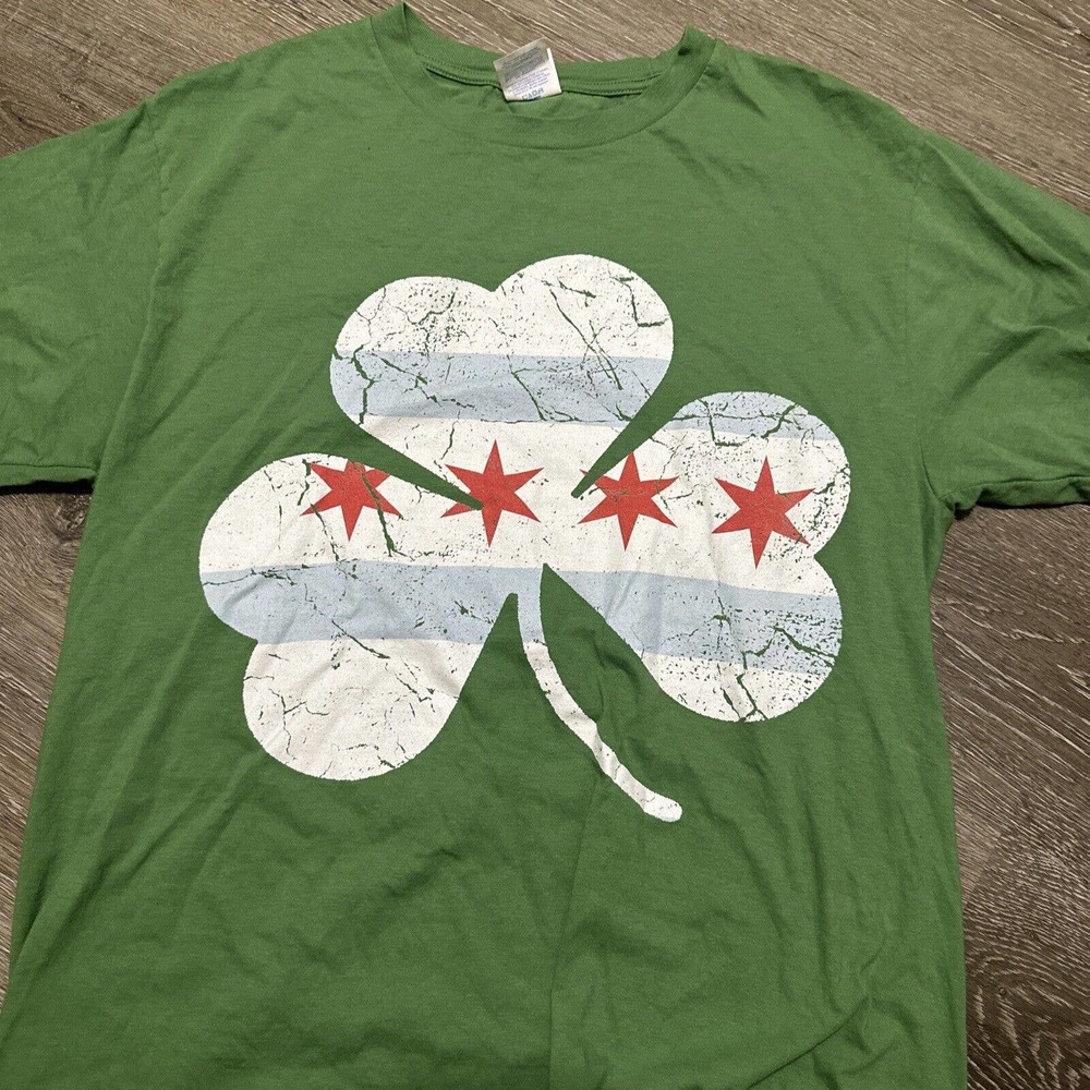 Chicago Irish St Patricks Day Clover Green Flag T-shirt Medium